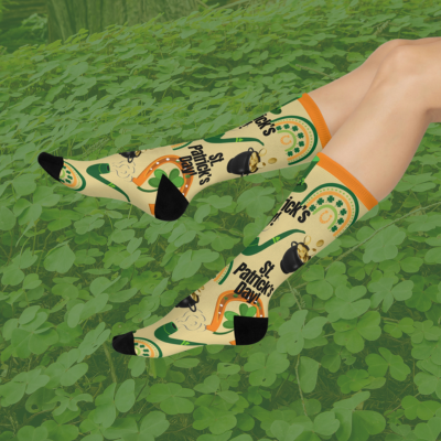 St Patrick's socks leprechauns pot of gold shamrock 